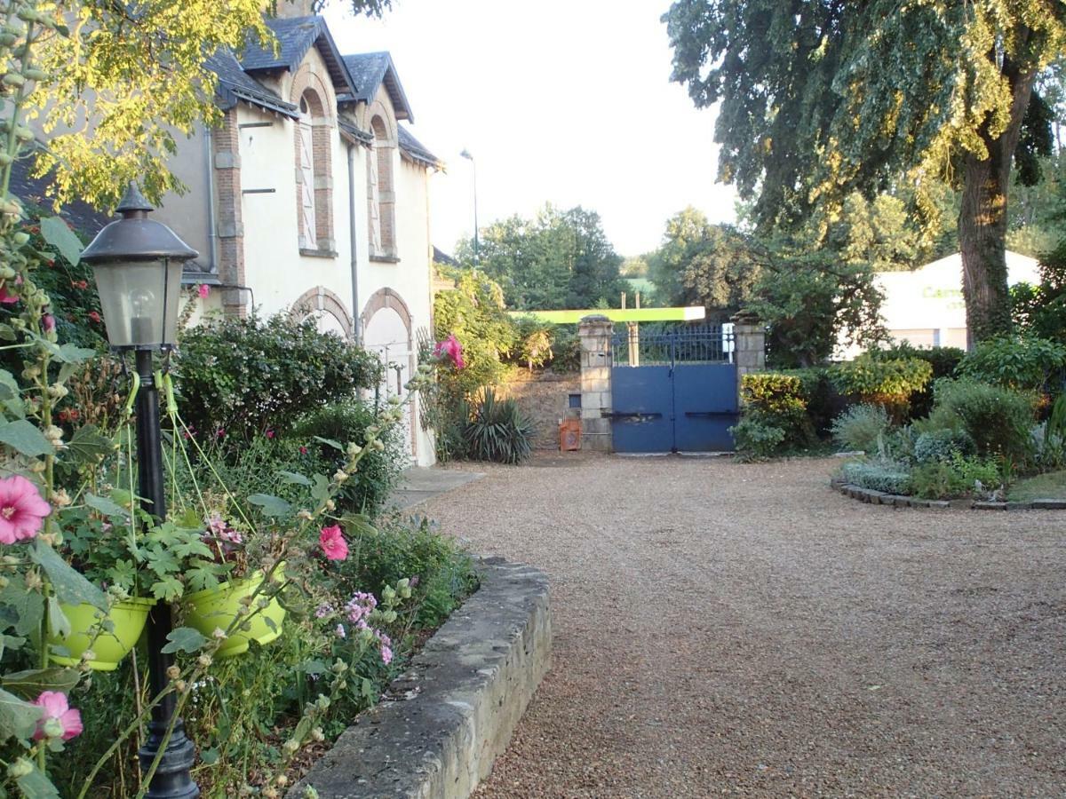 France Petit Chateau Loué Exteriér fotografie